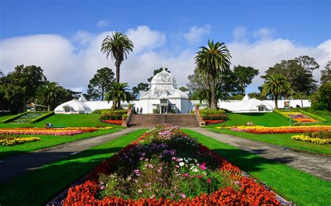 Is The Golden Gate Park Free?