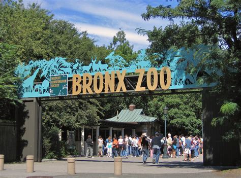 Is the New York Zoo free?