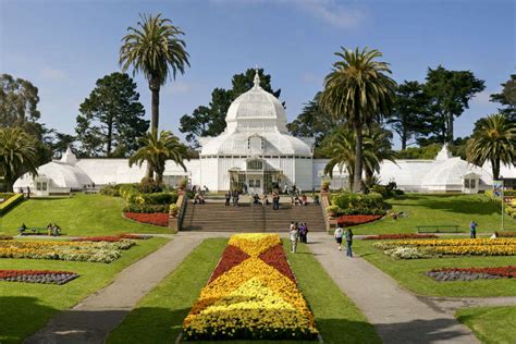 Is there a fee for Golden Gate Park?