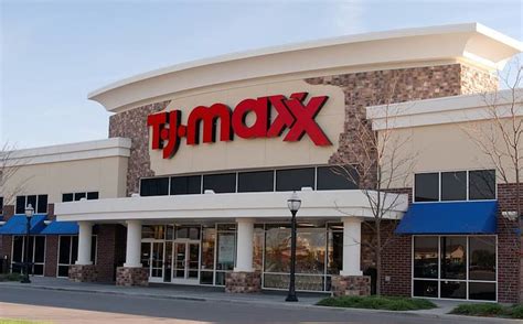 Is TJ Maxx dog friendly Illinois?