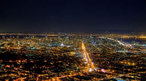 Is Twin Peaks San Francisco Free?