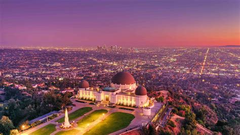 What are 5 things LA is known for?