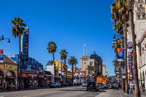 What are the best times to drive in LA?