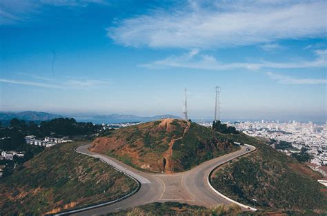 What Are The Two Hills In San Francisco?