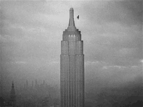 What building did King Kong fall off of?