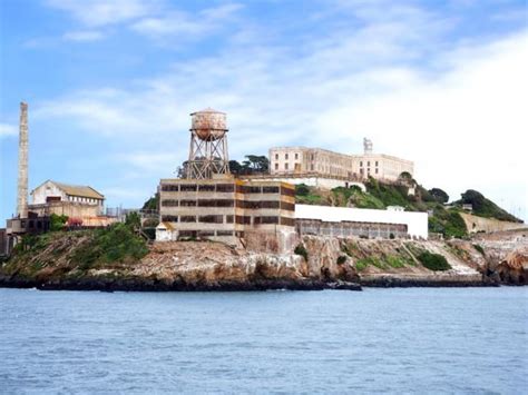 What Does Alcatraz Smell Like?