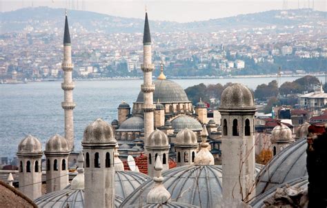 What famous city is on the Bosphorus?