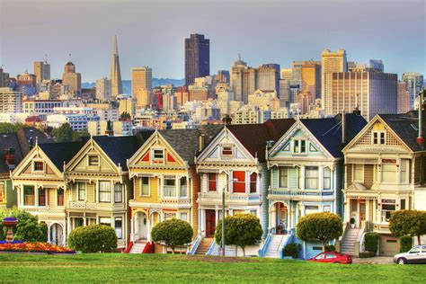 What Famous Street In San Francisco Has Colorful Houses?