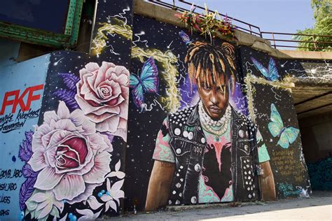 What happened to the Juice WRLD mural in Chicago?