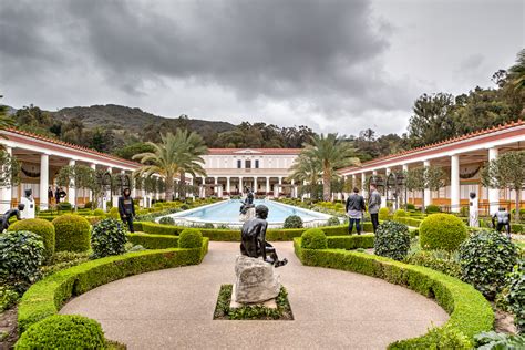 What is better Getty Center or Getty Villa?