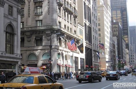 What is New York's best shopping street? – Road Topic