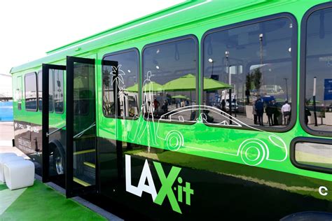 What is the best least expensive way to transport from LAX?