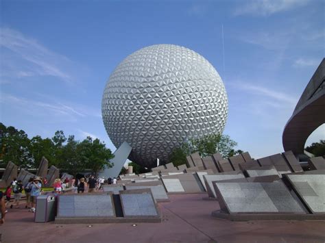 What is the big thing at EPCOT?