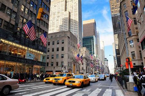 What is the busiest shopping streets in New York?