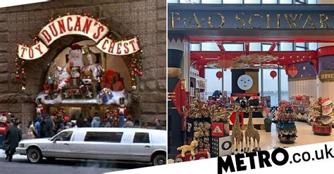 What is the famous toy shop in New York Home Alone?