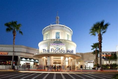 What is the name of the big Mall in Orlando Florida?