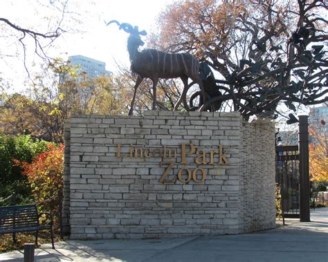 What is the old zoo in Chicago?