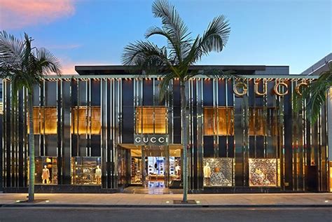 What luxury brand is in Rodeo Drive?