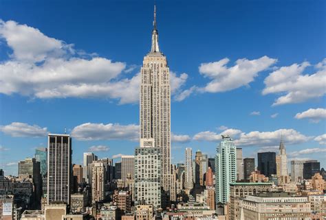 What makes the Empire State building so famous?
