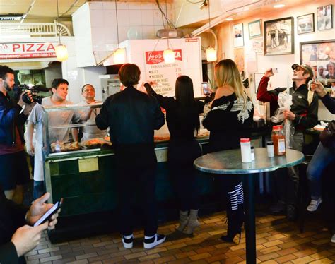 What pizza place did Kim Kardashian go to in NYC?