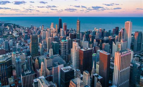 What salary do you need to live in Chicago?