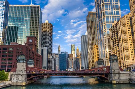 What Skyscrapers Can You Go To Top Of In Chicago?