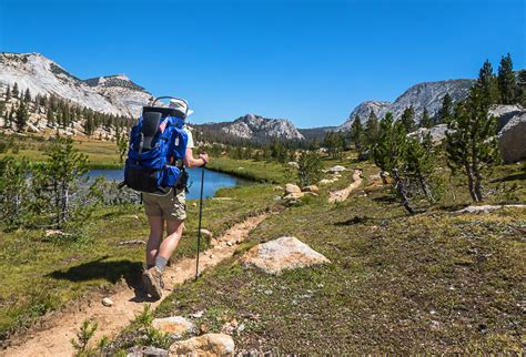 What time of day is best to hike in California?