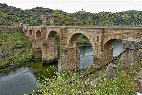 What's The Oldest Bridge In The World?