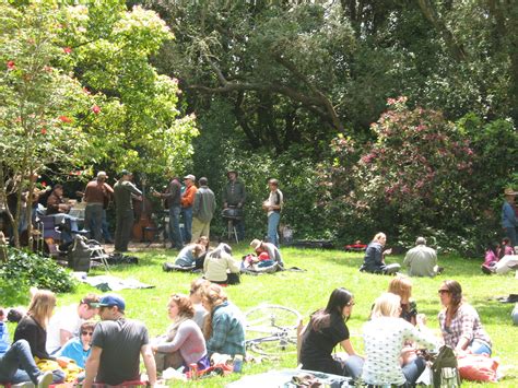 Where can you have a picnic in Golden Gate Park?