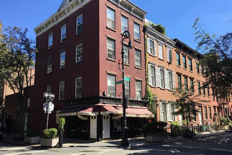 Where is the oldest existing restaurant in NYC?