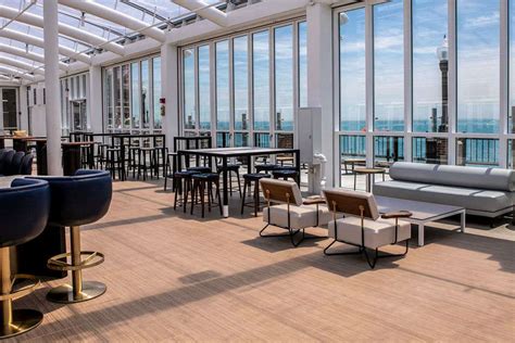 Where is the world's largest rooftop bar?