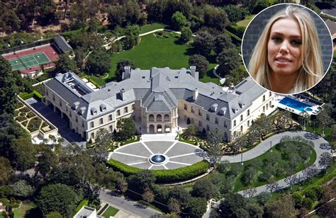 Which celebrity has the nicest house?