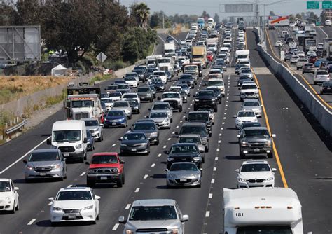 Which traffic is worse LA or Bay Area?