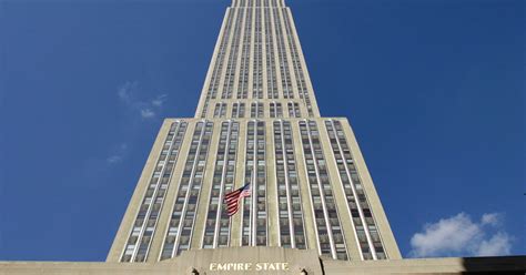 Who are the largest tenants in the Empire State Building?