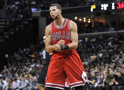 Who wore number 7 for Chicago Bulls?