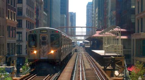 Why Is The Chicago Metro Not Underground?