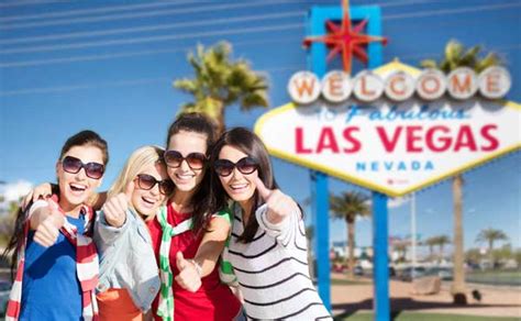 Are A Lot Of People Moving To Las Vegas?