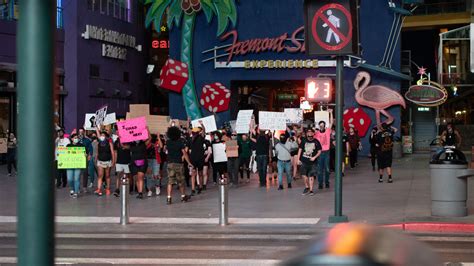 Are Backpacks Allowed On Fremont Street?