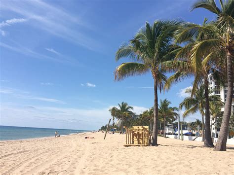 Are Fort Lauderdale beaches free?