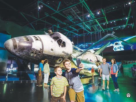 Are there free things to do at the Kennedy Space Center?