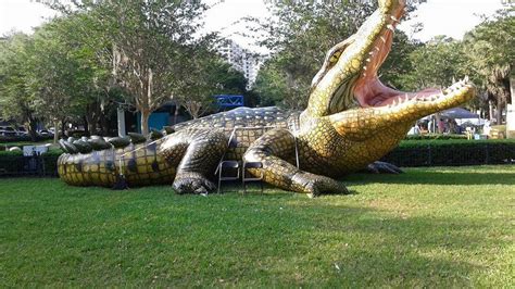 Are There Gators In Lake Eola?