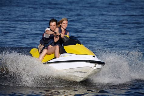 Can a 300 pound person ride a jet ski?