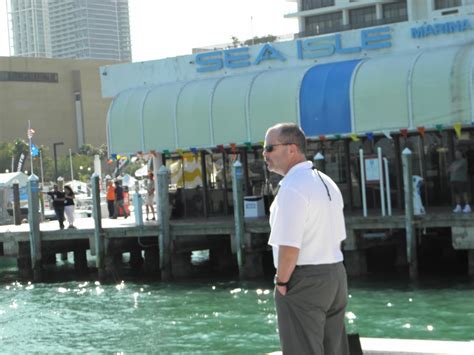 Can You Bring A Backpack To The Miami Boat Show?