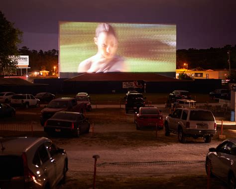 Can you carry in movie theater Florida?