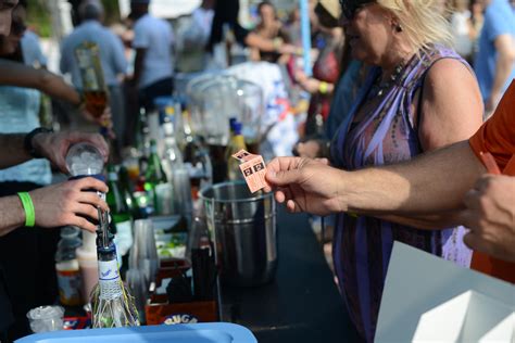 Can You Drink Wine At Lake Eola?