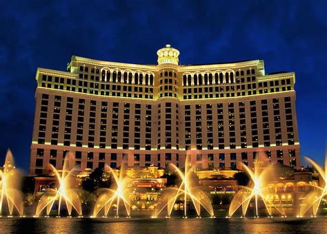 Can You Go Into The Bellagio For Free?