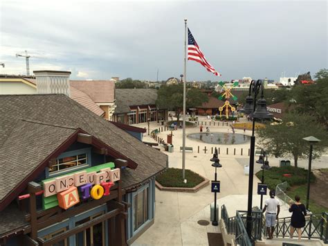 Can you just walk into Disney Springs?