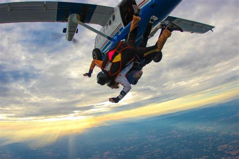 Can You Skydive At 2000 Ft?