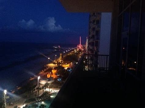 Can You Sleep On Daytona Beach At Night?