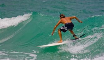 Can You Surf At Siesta Key Beach?